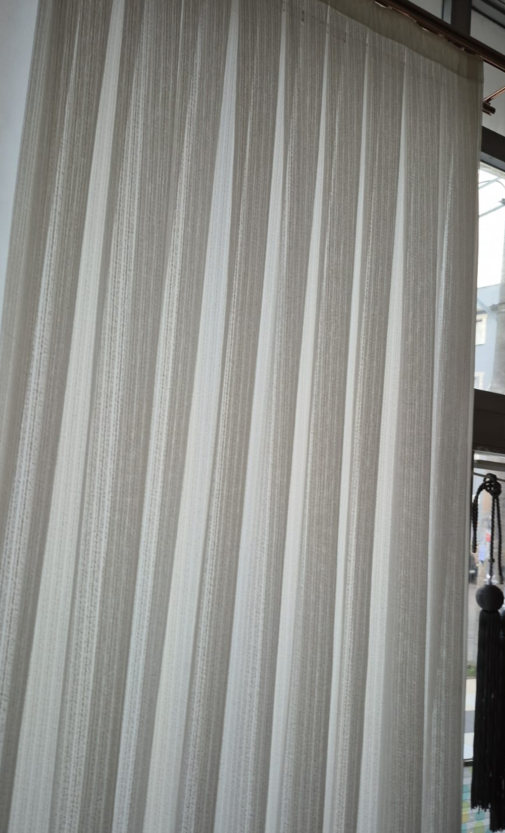 Dökümlü Çizgili Nokta Ponponlu Tül Perde